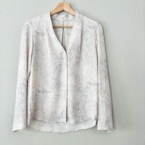 Babaton Aritzia Snakeskin Print White Beige V Neck Blouse